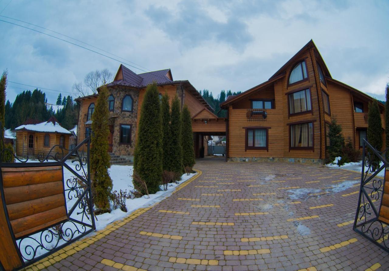 Садиба Вежа Verhovîna Exterior foto