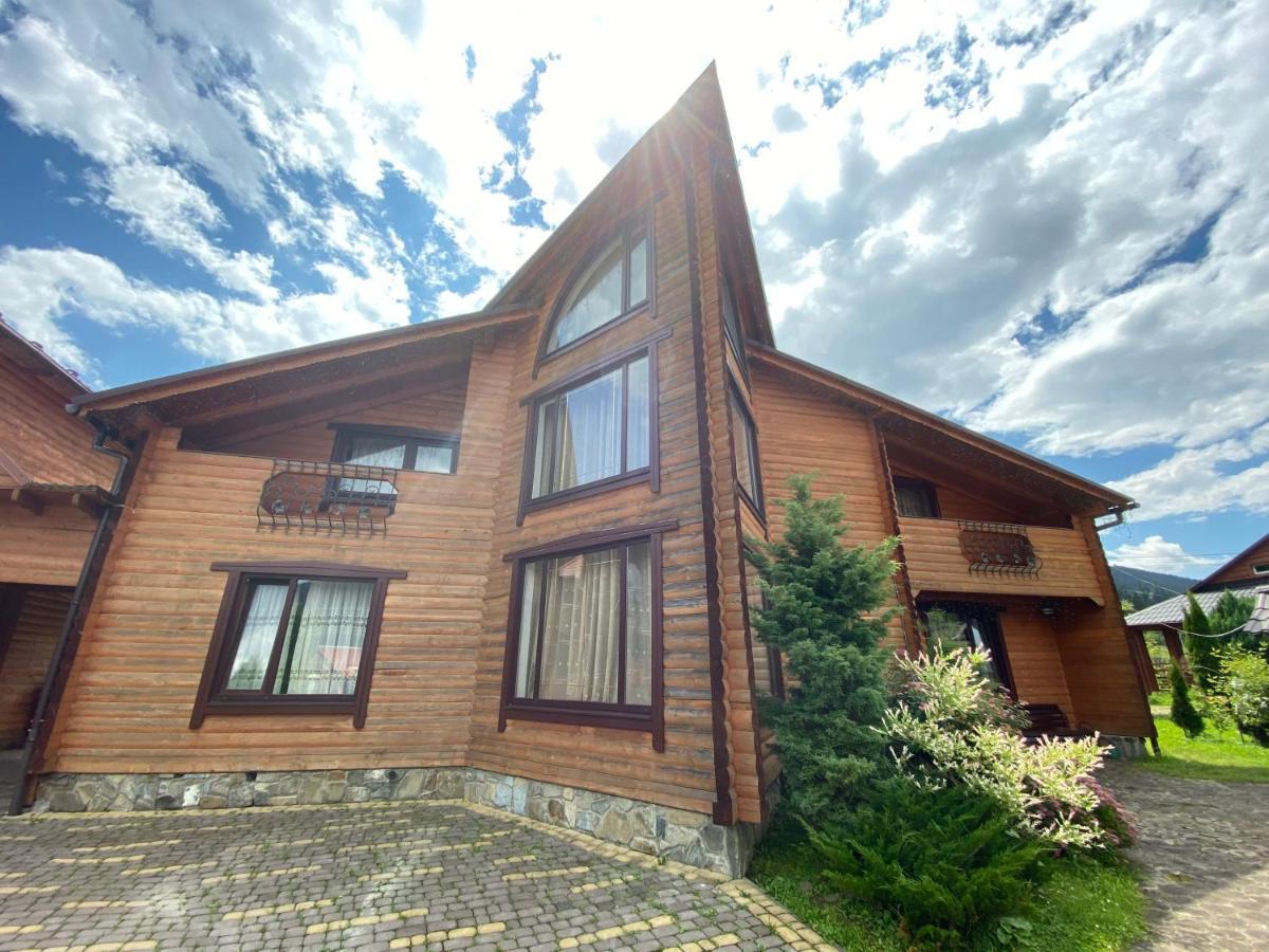 Садиба Вежа Verhovîna Exterior foto