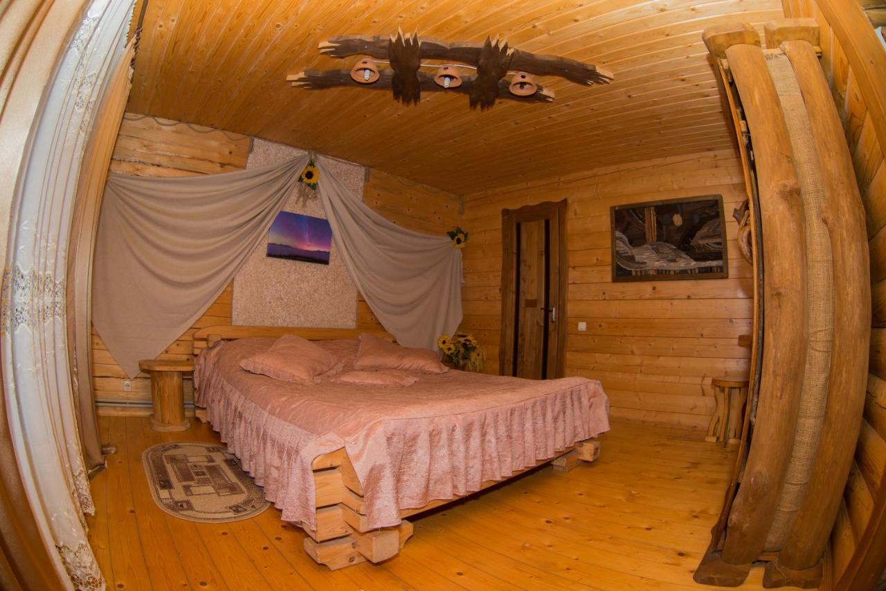 Садиба Вежа Verhovîna Exterior foto