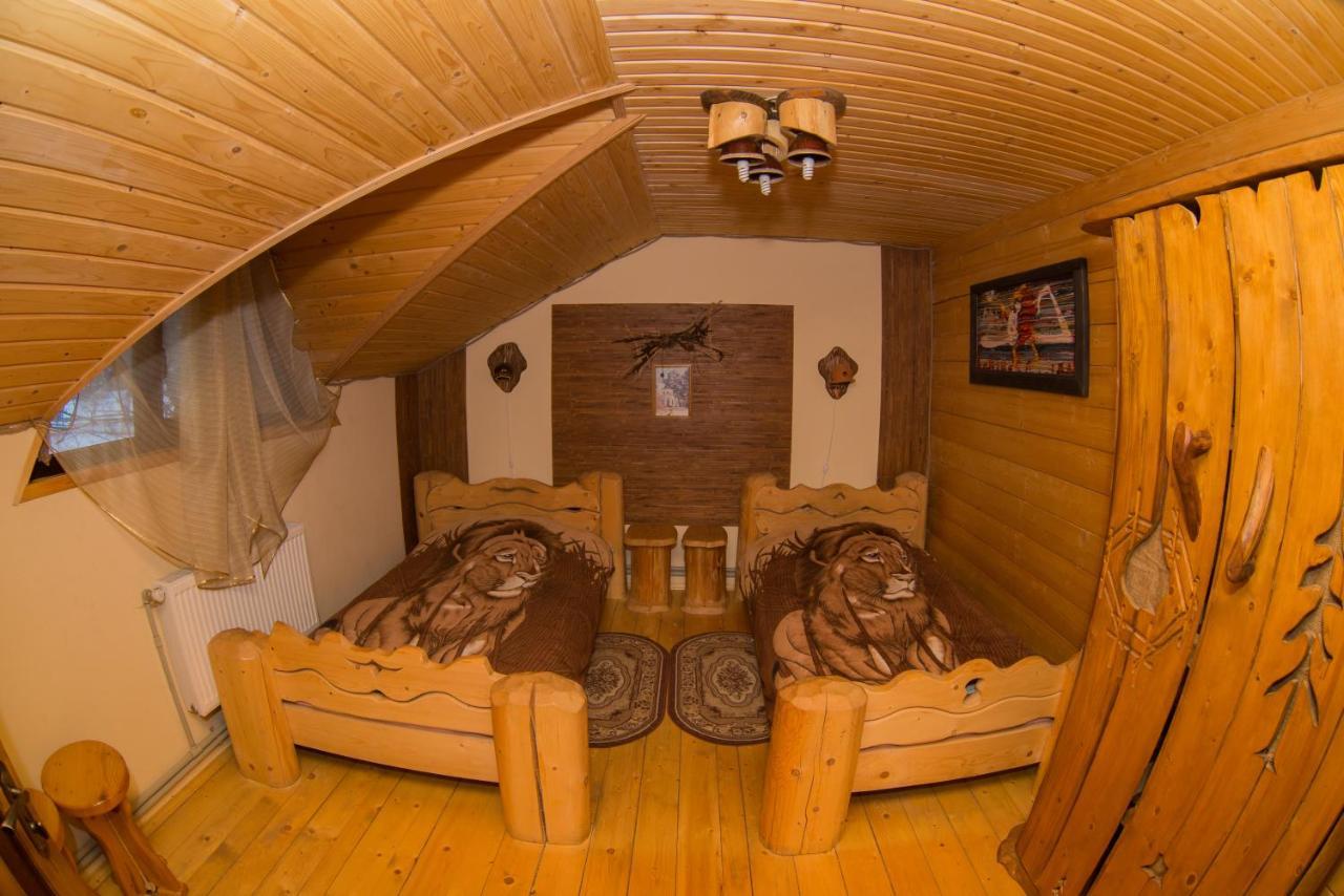 Садиба Вежа Verhovîna Exterior foto